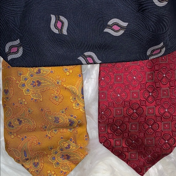 Dolce & Gabbana tie bundle - Picture 2 of 4